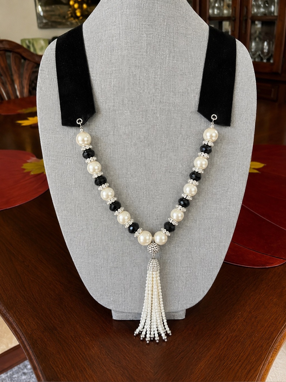 Vintage Pearl Lariat Necklace